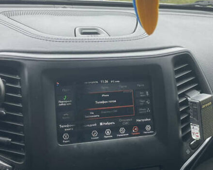 Серый Джип Чероки, объемом двигателя 2.36 л и пробегом 198 тыс. км за 16255 $, фото 9 на Automoto.ua