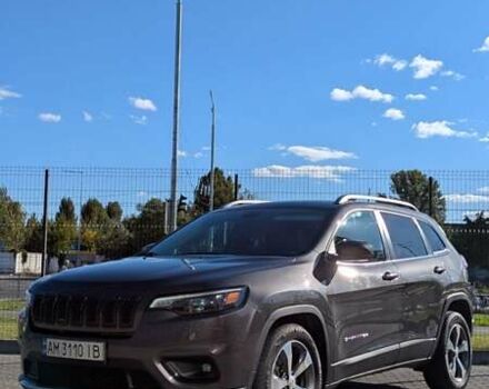 Серый Джип Чероки, объемом двигателя 2.36 л и пробегом 156 тыс. км за 16200 $, фото 1 на Automoto.ua