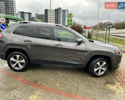 Сірий Джип Cherokee, об'ємом двигуна 2 л та пробігом 142 тис. км за 17100 $, фото 8 на Automoto.ua