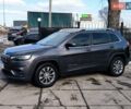 Серый Джип Чероки, объемом двигателя 2.36 л и пробегом 154 тыс. км за 17990 $, фото 2 на Automoto.ua