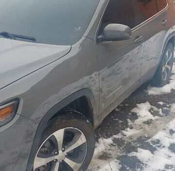 Сірий Джип Cherokee, об'ємом двигуна 3.24 л та пробігом 87 тис. км за 21500 $, фото 2 на Automoto.ua