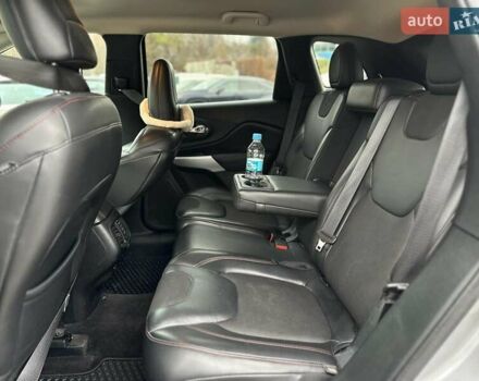 Серый Джип Чероки, объемом двигателя 2.4 л и пробегом 152 тыс. км за 15490 $, фото 14 на Automoto.ua