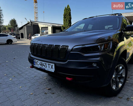 Джип Чероки 2018 в Львове на Automoto.ua Серый Джип Чероки, объемом двигателя 3.24 л и пробегом 240 тыс. км за 16000 $, фото 6 на Automoto.ua
