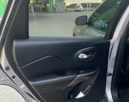 Серый Джип Чероки, объемом двигателя 2.36 л и пробегом 176 тыс. км за 16200 $, фото 20 на Automoto.ua