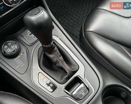 Сірий Джип Cherokee, об'ємом двигуна 3.24 л та пробігом 91 тис. км за 23290 $, фото 28 на Automoto.ua