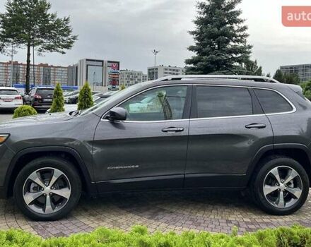 Сірий Джип Cherokee, об'ємом двигуна 2 л та пробігом 28 тис. км за 20690 $, фото 3 на Automoto.ua