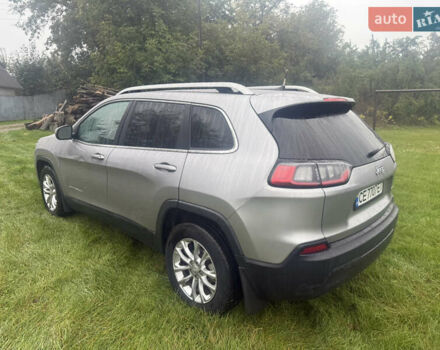 Сірий Джип Cherokee, об'ємом двигуна 2.36 л та пробігом 189 тис. км за 13800 $, фото 8 на Automoto.ua