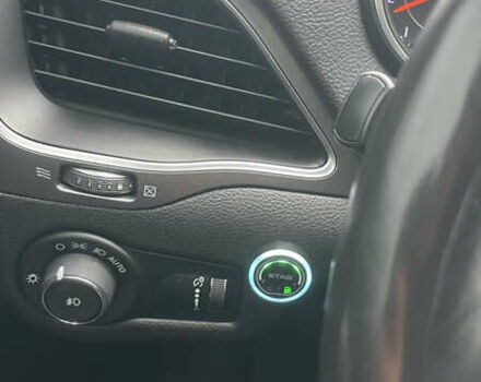 Серый Джип Чероки, объемом двигателя 2.36 л и пробегом 198 тыс. км за 16255 $, фото 8 на Automoto.ua