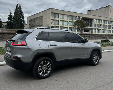 Серый Джип Чероки, объемом двигателя 2.36 л и пробегом 128 тыс. км за 18200 $, фото 3 на Automoto.ua