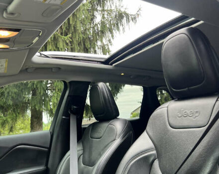 Серый Джип Чероки, объемом двигателя 3.2 л и пробегом 225 тыс. км за 15000 $, фото 20 на Automoto.ua