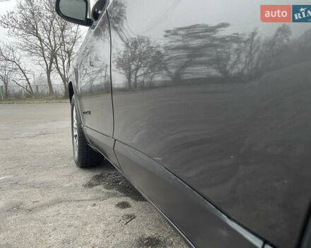 Серый Джип Чероки, объемом двигателя 2.4 л и пробегом 210 тыс. км за 14500 $, фото 20 на Automoto.ua