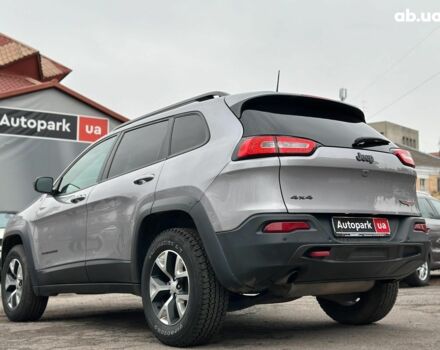 Серый Джип Чероки, объемом двигателя 2.4 л и пробегом 152 тыс. км за 15490 $, фото 7 на Automoto.ua