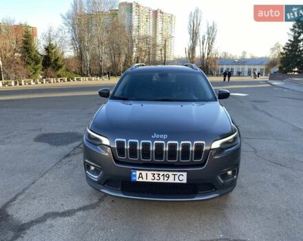 Серый Джип Чероки, объемом двигателя 2 л и пробегом 130 тыс. км за 18300 $, фото 1 на Automoto.ua