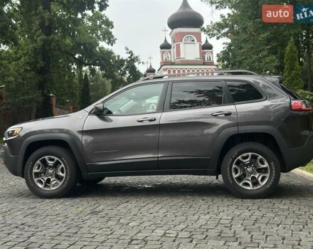 Джип Чероки 2018 в Киеве на Automoto.ua Серый Джип Чероки, объемом двигателя 1.99 л и пробегом 78 тыс. км за 22500 $, фото 22 на Automoto.ua