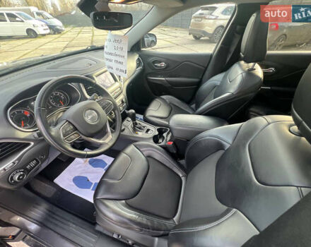 Серый Джип Чероки, объемом двигателя 2.36 л и пробегом 139 тыс. км за 16200 $, фото 12 на Automoto.ua