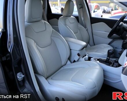 Сірий Джип Cherokee, об'ємом двигуна 3.2 л та пробігом 85 тис. км за 17999 $, фото 4 на Automoto.ua