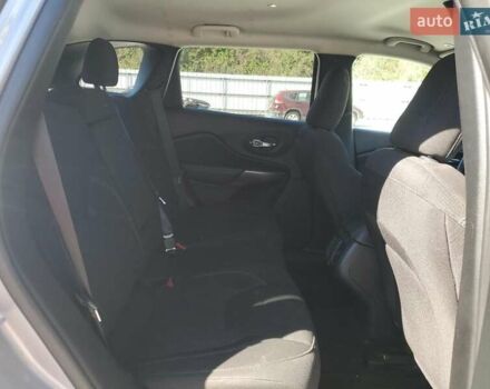 Серый Джип Чероки, объемом двигателя 2.36 л и пробегом 84 тыс. км за 2500 $, фото 10 на Automoto.ua