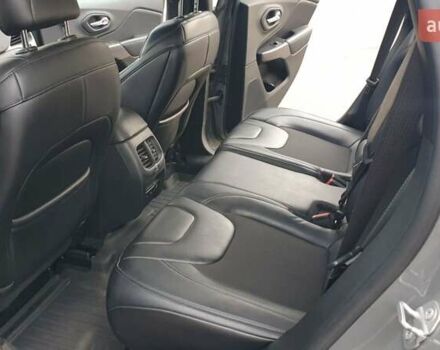 Серый Джип Чероки, объемом двигателя 3.24 л и пробегом 61 тыс. км за 19000 $, фото 40 на Automoto.ua