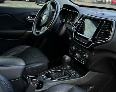 Серый Джип Чероки, объемом двигателя 3.2 л и пробегом 182 тыс. км за 14800 $, фото 18 на Automoto.ua