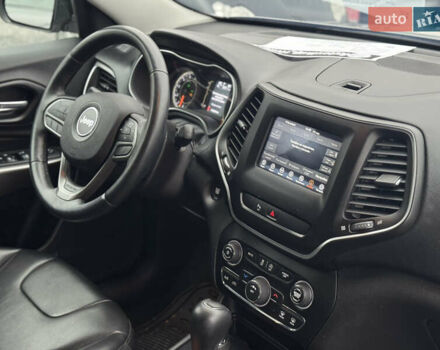 Серый Джип Чероки, объемом двигателя 3.24 л и пробегом 103 тыс. км за 16950 $, фото 16 на Automoto.ua