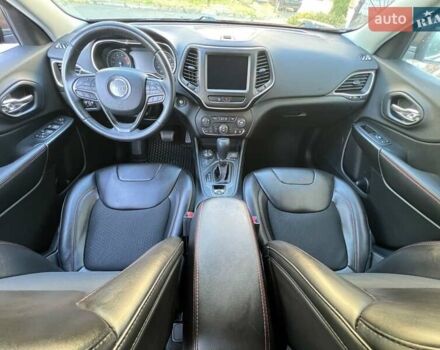 Сірий Джип Cherokee, об'ємом двигуна 3.2 л та пробігом 197 тис. км за 18900 $, фото 16 на Automoto.ua