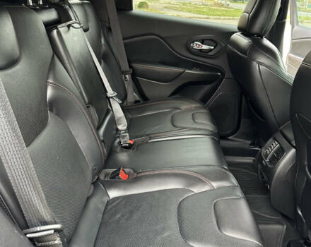 Джип Чероки 2019 в Черкассах на Automoto.ua Серый Джип Чероки, объемом двигателя 3.2 л и пробегом 70 тыс. км за 21500 $, фото 26 на Automoto.ua