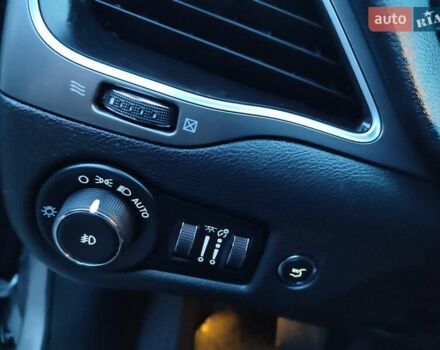 Серый Джип Чероки, объемом двигателя 3.2 л и пробегом 205 тыс. км за 15700 $, фото 29 на Automoto.ua