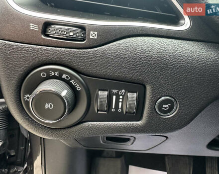 Джип Чероки 2019 в Черкассах на Automoto.ua Серый Джип Чероки, объемом двигателя 3.2 л и пробегом 70 тыс. км за 21500 $, фото 32 на Automoto.ua