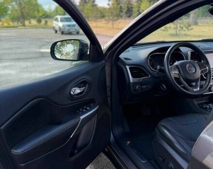 Сірий Джип Cherokee, об'ємом двигуна 3.2 л та пробігом 11 тис. км за 22799 $, фото 11 на Automoto.ua