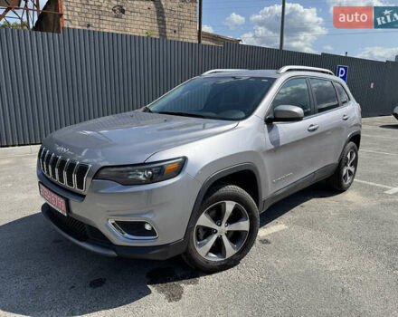 Сірий Джип Cherokee, об'ємом двигуна 3.24 л та пробігом 83 тис. км за 18990 $, фото 1 на Automoto.ua