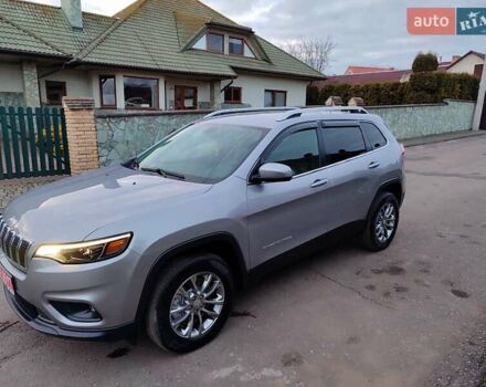 Серый Джип Чероки, объемом двигателя 3.2 л и пробегом 205 тыс. км за 15700 $, фото 5 на Automoto.ua