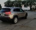 Сірий Джип Cherokee, об'ємом двигуна 2.4 л та пробігом 142 тис. км за 14200 $, фото 2 на Automoto.ua