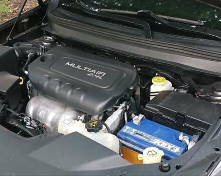 Серый Джип Чероки, объемом двигателя 2.4 л и пробегом 156 тыс. км за 17195 $, фото 4 на Automoto.ua