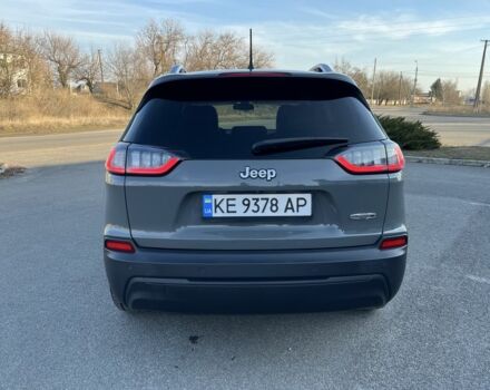 Серый Джип Чероки, объемом двигателя 2.4 л и пробегом 123 тыс. км за 16500 $, фото 4 на Automoto.ua