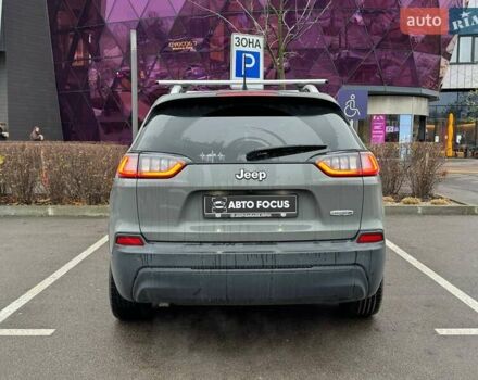 Серый Джип Чероки, объемом двигателя 2.36 л и пробегом 90 тыс. км за 16990 $, фото 5 на Automoto.ua