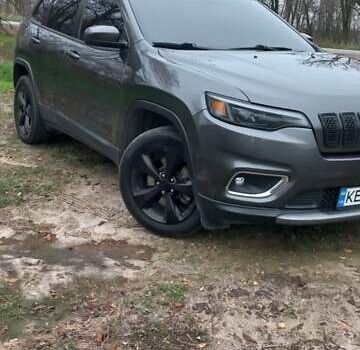 Серый Джип Чероки, объемом двигателя 2.36 л и пробегом 118 тыс. км за 16500 $, фото 6 на Automoto.ua