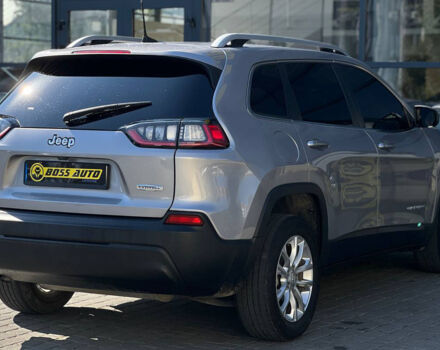 Сірий Джип Cherokee, об'ємом двигуна 2.4 л та пробігом 107 тис. км за 17600 $, фото 5 на Automoto.ua