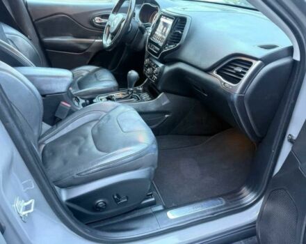 Серый Джип Чероки, объемом двигателя 3.2 л и пробегом 33 тыс. км за 7500 $, фото 5 на Automoto.ua