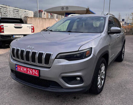 Серый Джип Чероки, объемом двигателя 2.4 л и пробегом 220 тыс. км за 15999 $, фото 3 на Automoto.ua