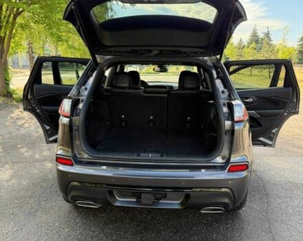 Сірий Джип Cherokee, об'ємом двигуна 3.2 л та пробігом 11 тис. км за 22799 $, фото 8 на Automoto.ua