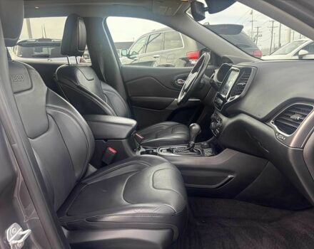 Серый Джип Чероки, объемом двигателя 3.2 л и пробегом 41 тыс. км за 9800 $, фото 6 на Automoto.ua