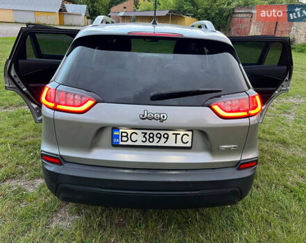 Сірий Джип Cherokee, об'ємом двигуна 2.36 л та пробігом 120 тис. км за 16500 $, фото 9 на Automoto.ua
