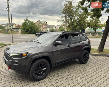 Сірий Джип Cherokee, об'ємом двигуна 3.24 л та пробігом 120 тис. км за 23000 $, фото 5 на Automoto.ua