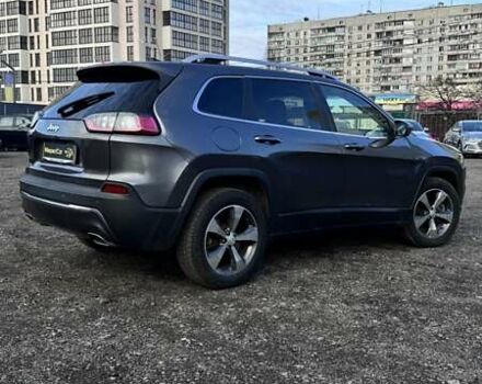 Серый Джип Чероки, объемом двигателя 3.2 л и пробегом 182 тыс. км за 14800 $, фото 2 на Automoto.ua