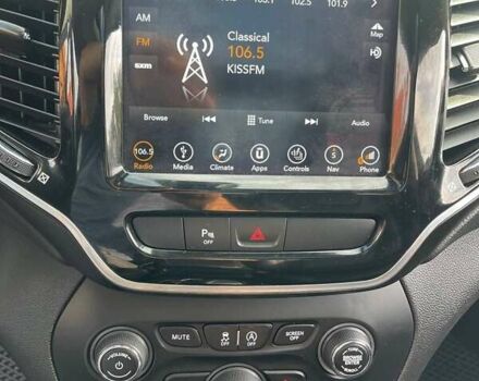 Серый Джип Чероки, объемом двигателя 3.2 л и пробегом 122 тыс. км за 18499 $, фото 12 на Automoto.ua