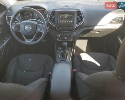 Серый Джип Чероки, объемом двигателя 2.36 л и пробегом 84 тыс. км за 2500 $, фото 7 на Automoto.ua