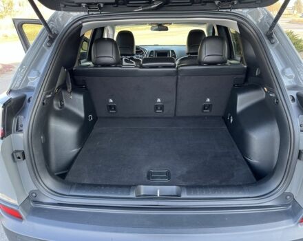 Серый Джип Чероки, объемом двигателя 2.4 л и пробегом 123 тыс. км за 16500 $, фото 14 на Automoto.ua