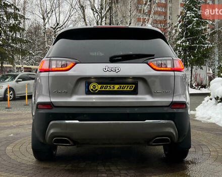 Сірий Джип Cherokee, об'ємом двигуна 3.24 л та пробігом 142 тис. км за 16999 $, фото 5 на Automoto.ua