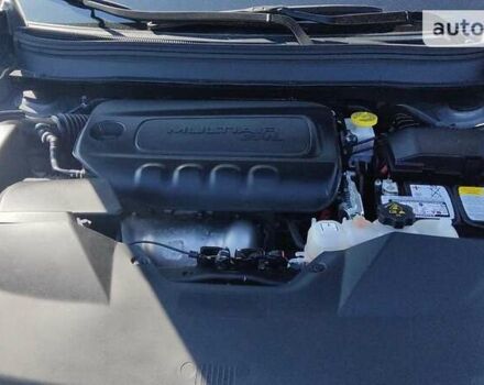 Сірий Джип Cherokee, об'ємом двигуна 2.36 л та пробігом 31 тис. км за 17700 $, фото 10 на Automoto.ua