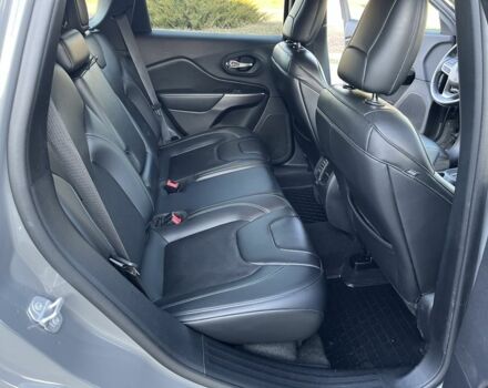 Серый Джип Чероки, объемом двигателя 2.4 л и пробегом 123 тыс. км за 16500 $, фото 10 на Automoto.ua